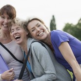 ¿Por qué hacer ejercicio nos sienta bien en la menopausia?