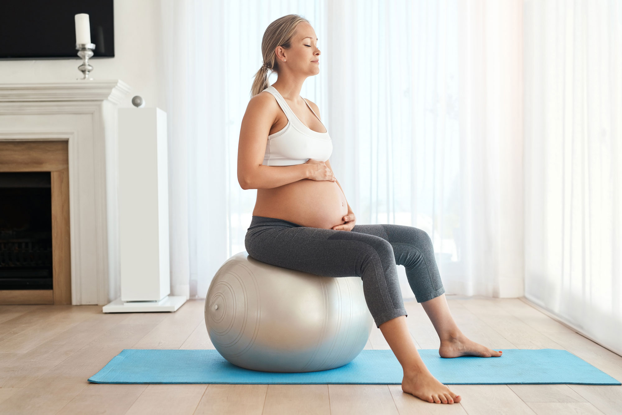 Descubre los mejores ejercicios de suelo pélvico para embarazadas.