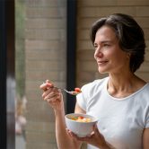 Las vitaminas que te ayudan a paliar los efectos de la menopausia