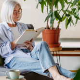 No habrá violines pero tampoco dramas: bienvenida a la soledad que se elige y disfruta (sin quedarse metida en casa)