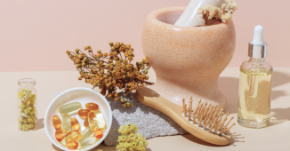 Bienvenida a la nueva era de los suplementos capilares: algo más que vitaminas para el pelo